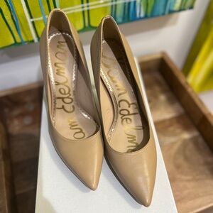 Sam Edelman Women's Hazel Pointed Toe Stiletto size 6.5